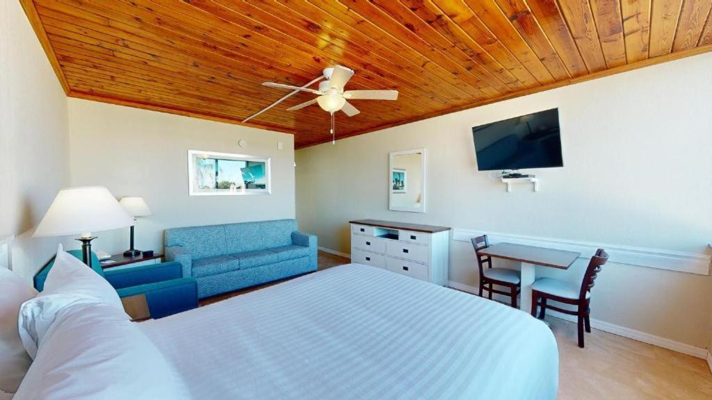 Ocean Landings Resort Какао-Бич Экстерьер фото